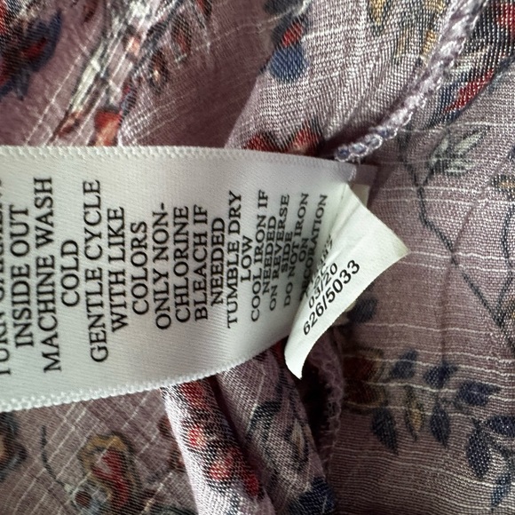 Artesia Women's Top Sleeveless Purple Floral Boho Chic Tie Front Size M EUC - Picture 9 of 9